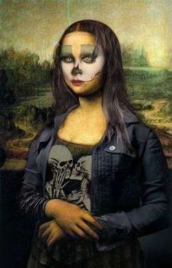 Mona Halloween